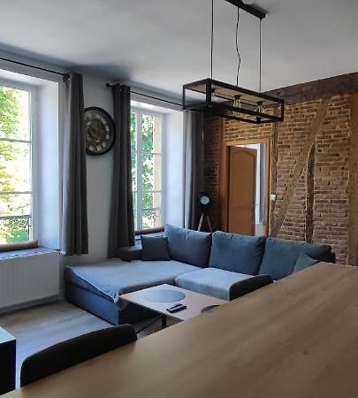 Appartement D'Hippolyte - Vue Musee Rimbaud Charleville-Mézières Kültér fotó
